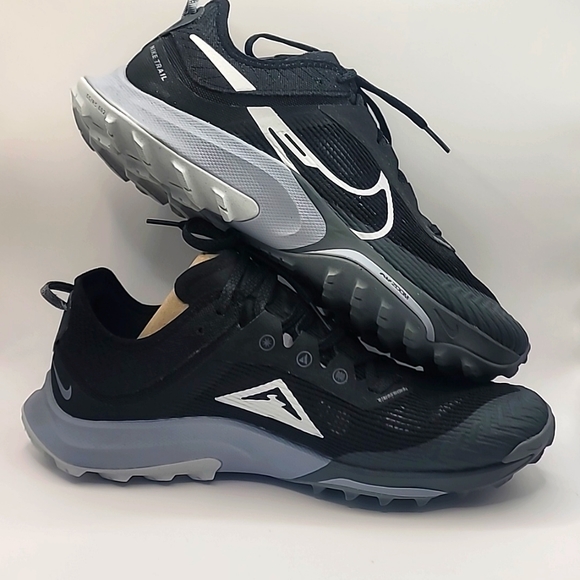 New w/Box Nike Air Zoom Terra Kiger 8 "Black/Pure Platinum/Anthracite/Wolf Grey" - Picture 5 of 8
